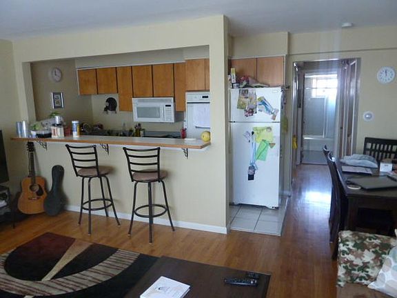 4th image of 202 N Salem Ave #11B
