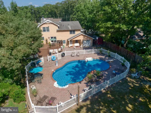 21 Gladney Ave, Bayville, NJ 08721