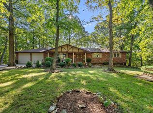 23 Jacks Cabin Dr, Defiance, MO 63341