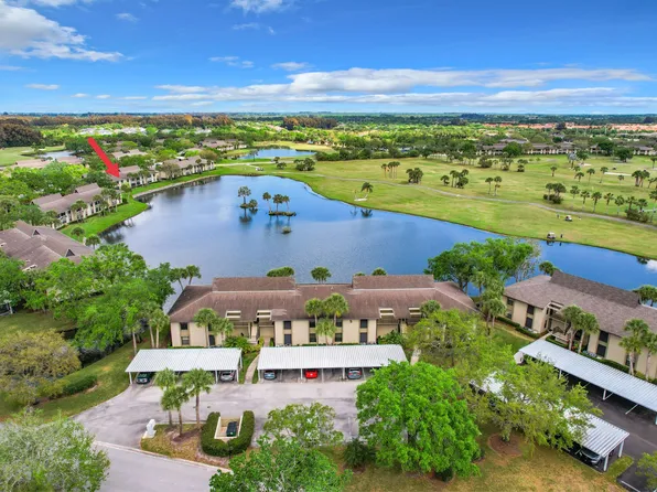 16 Plantation Dr, Vero Beach, FL