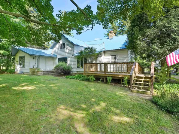 10864 Seventeen Mile Rd, Evart, MI 49631