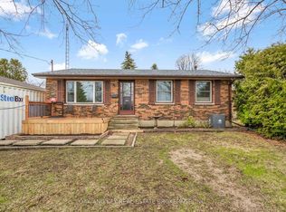 26 Sinclair Ave, Saint Thomas, ON N5R3A8