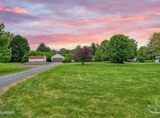 2162 Pleasant View Rd, New Columbia, PA 17856