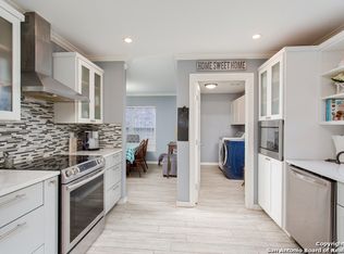 11059 Kimes Park Dr, San Antonio, TX 78249