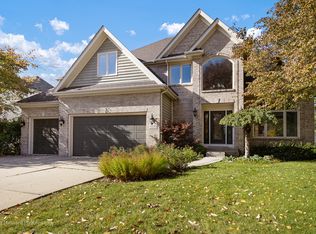 5519 Kanlow Dr, Naperville, IL 60564