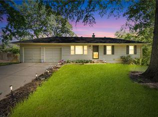 10108 E 68th St, Raytown, MO 64133