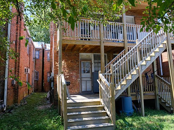 2nd image of 3206 Stuart Ave APT A