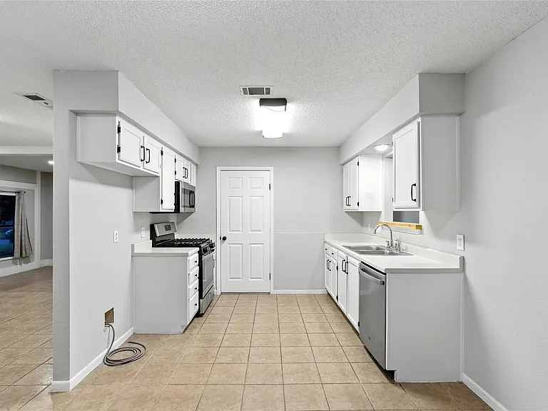 4103 Koala Dr — Photo 7