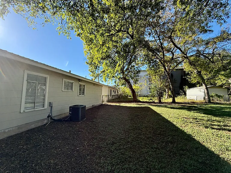 612 Hammack Dr — Photo 29