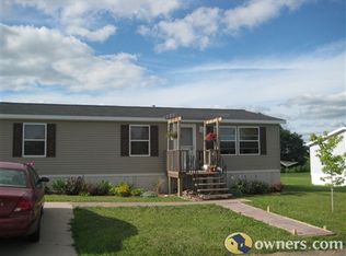 1104 Rebecca St, Viroqua, WI 54665
