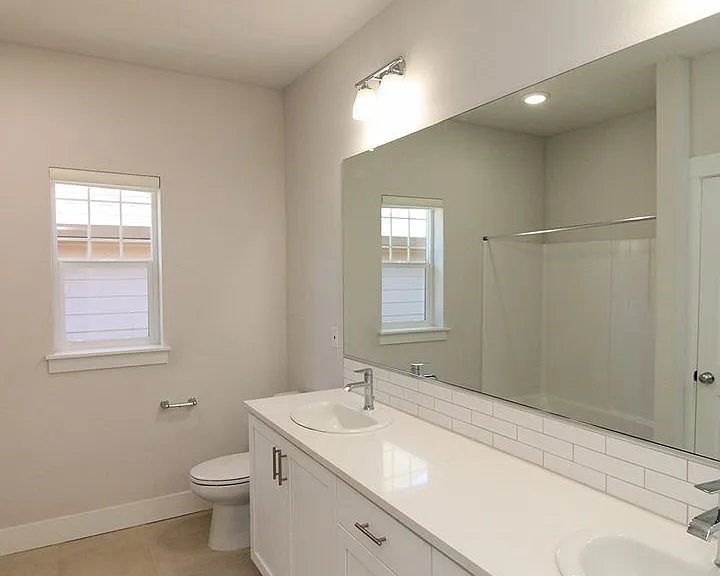 16576 SW Sunshine Coast St — Photo 31
