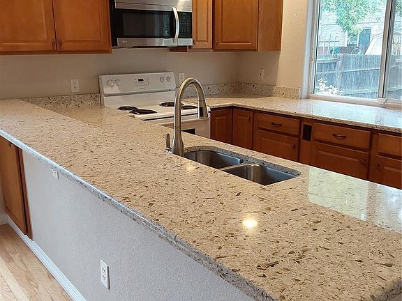 2nd image of 1193 S Allison Street
