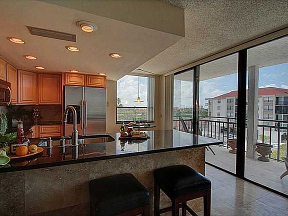 3rd image of 6211 Sun Blvd APT 504