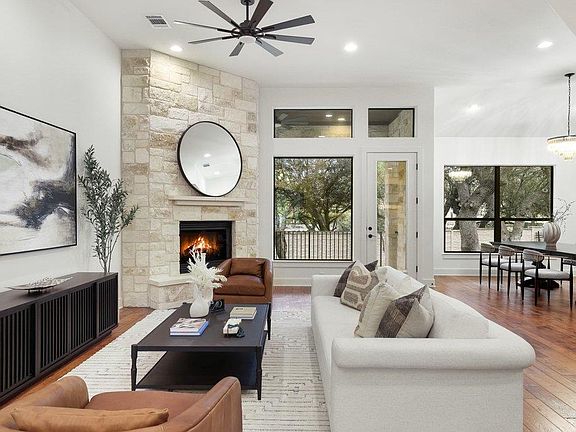 3rd image of 22 Cottondale Rd