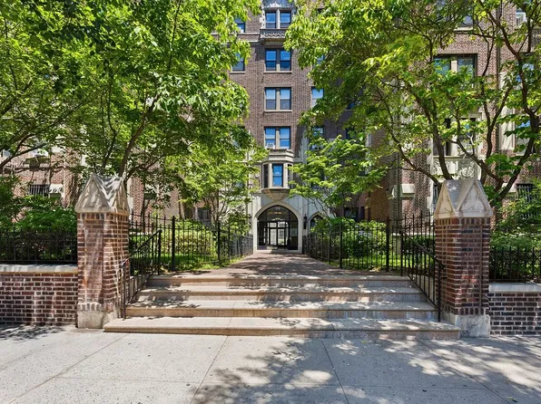 255 Eastern Pkwy APT E12, Brooklyn, NY 11238
