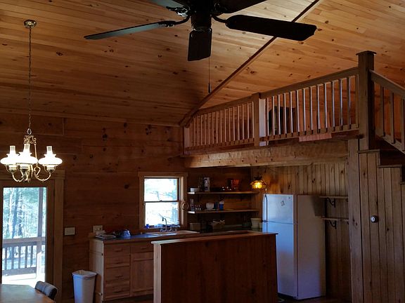 open kitchen/dining/livingroom