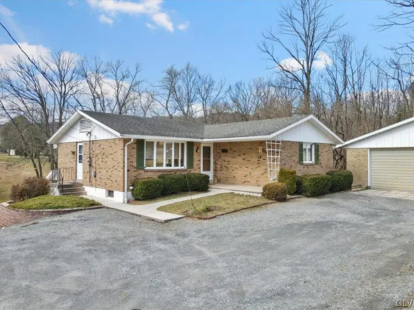 110 Peach Aly, Lehighton, PA 18235