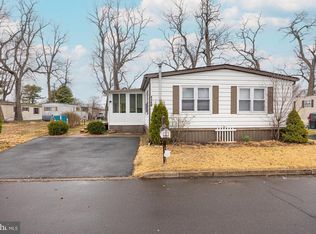 4140 Davis Dr, Morrisville, PA 19067