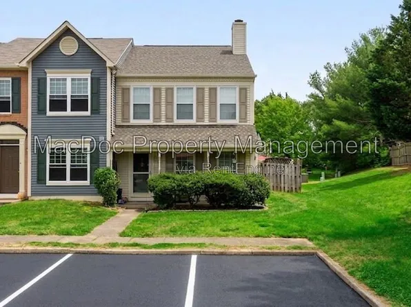 5124 Fox Mill Ct, Fredericksburg, VA 22407