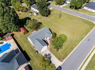 401 Linsbury Ct, Gastonia, NC 28056