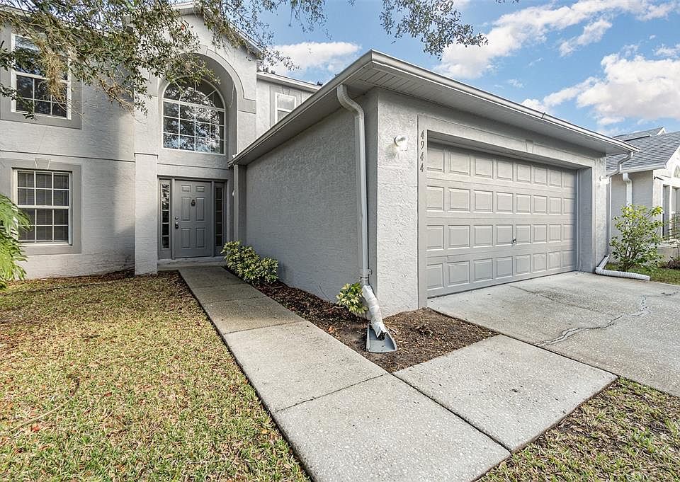 1st image of 4944 Fiske Cir