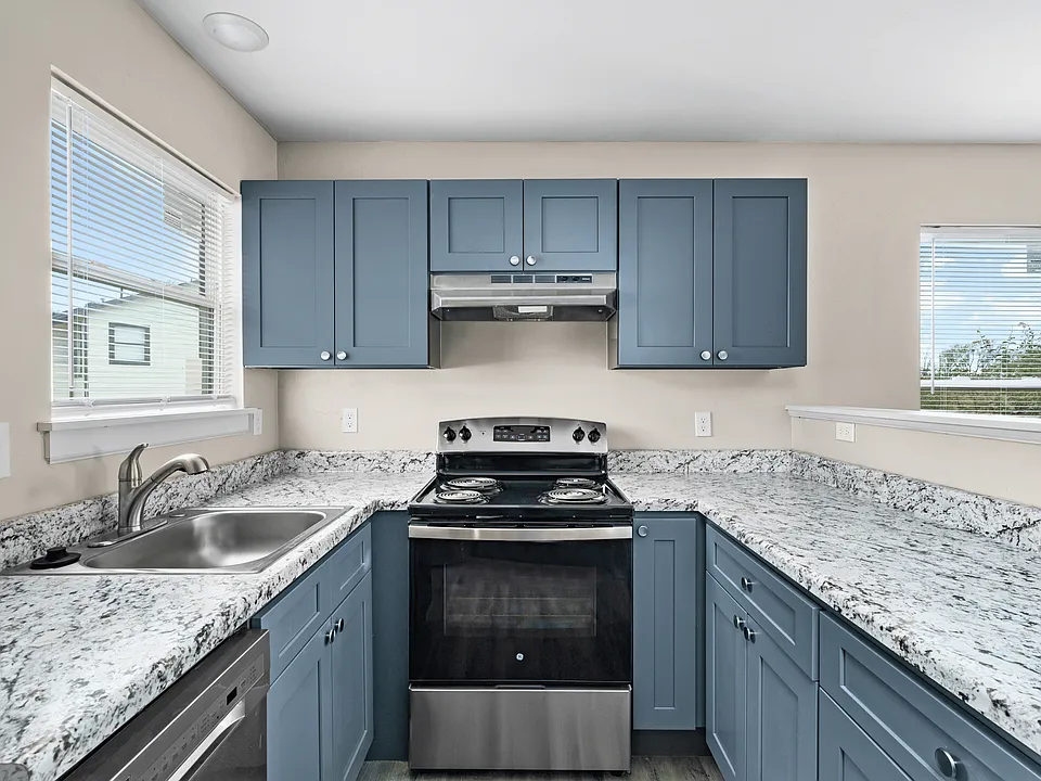 Diamond Ridge Townhomes