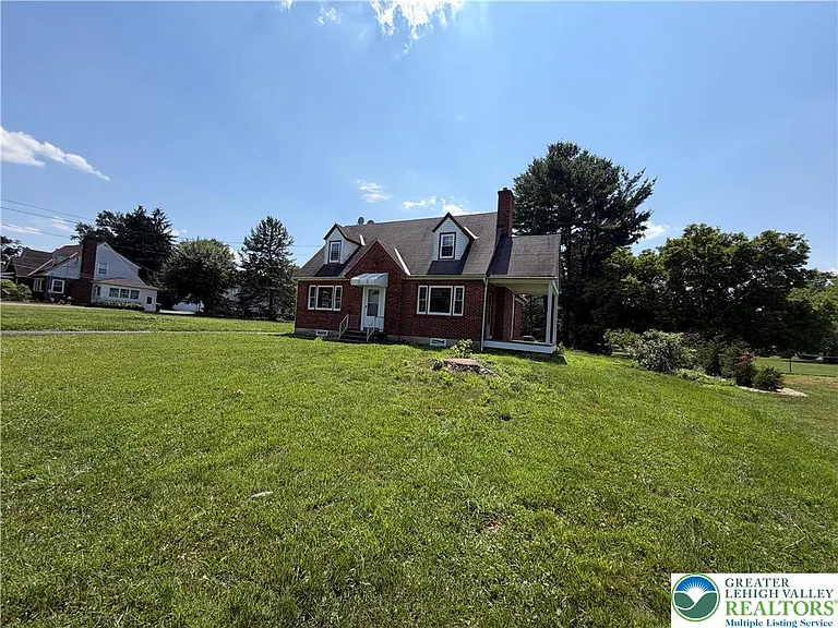 848 Hausman Rd — Photo 3