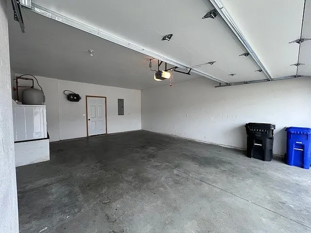 3438 Kyle St — Photo 7