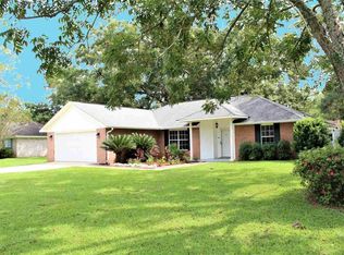 411 W Rosetta Ave, Foley, AL 36535