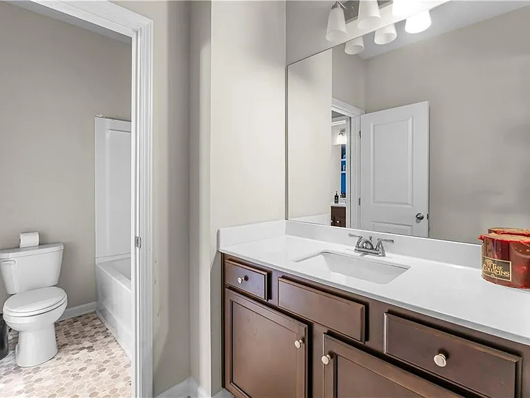 3185 Andover Trl — Photo 37