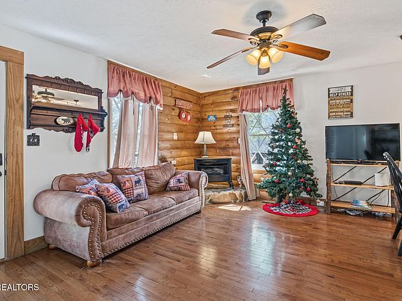 5th image of 2652 Sunset Rd