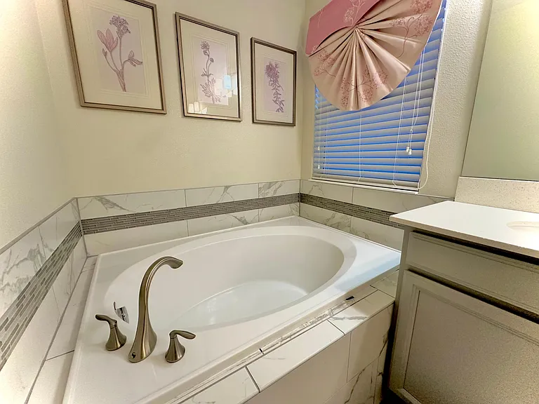 1585 Flange Dr — Photo 16