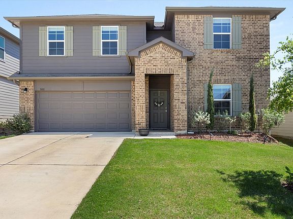 3rd image of 5801 Brocade Dr