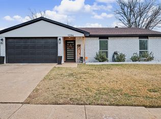 1204 Steinburg Ln, Fort Worth, TX 76134