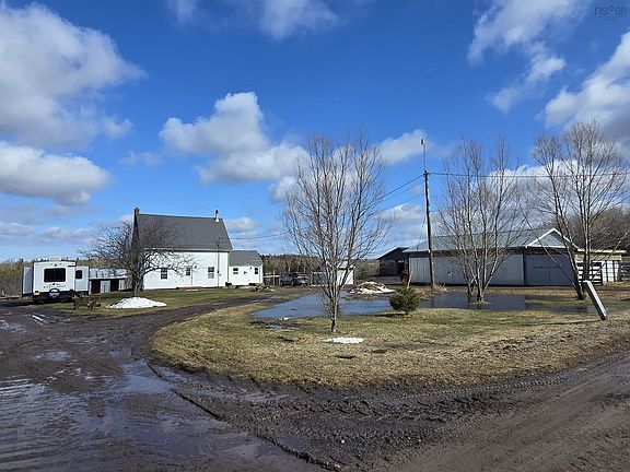 2nd image of 119 William McCulloch Rd