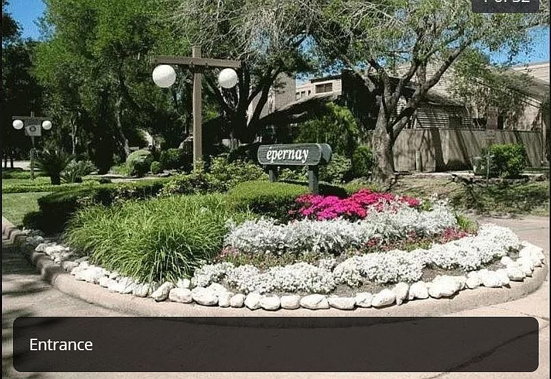 Entrance from Lakehurst