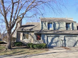 588 Conner Creek Dr, Fishers, IN 46038