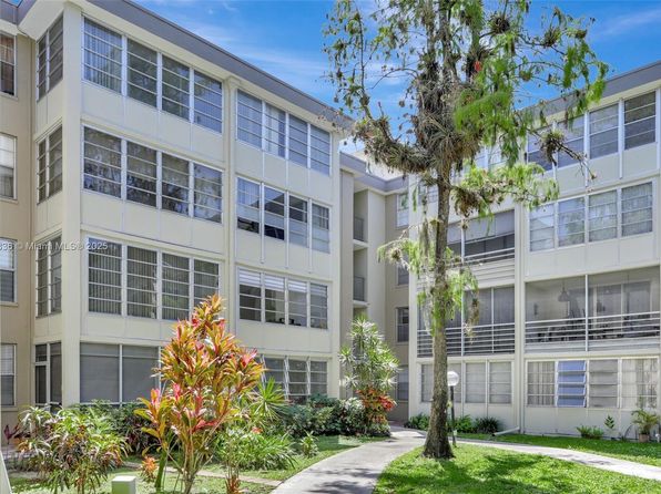 2900 NW 48th Ter APT 409, Fort Lauderdale, FL 33313