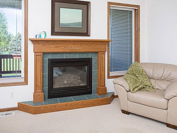 5th image of 3402 Stone Brook Dr