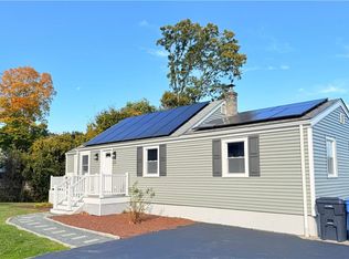 104 Phillip Ave, Cumberland, RI 02864