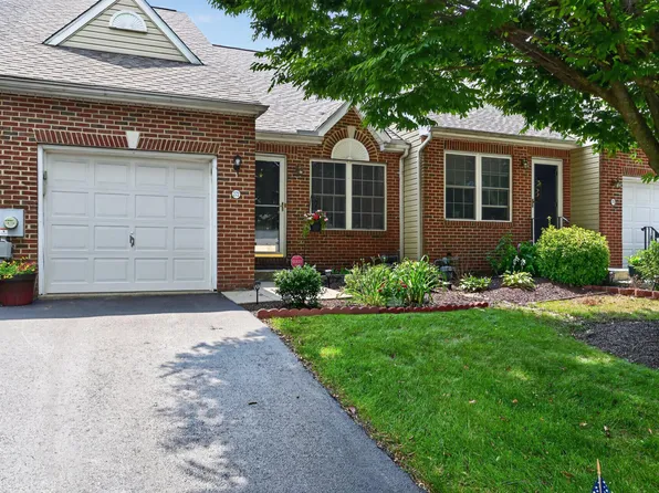 272 W Red Lion Dr, Bear, DE 19701
