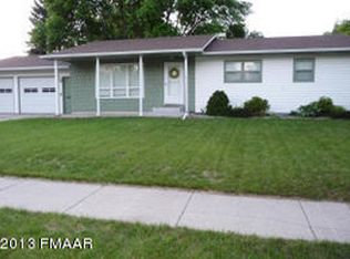 1601 25th Ave S, Fargo, ND 58103