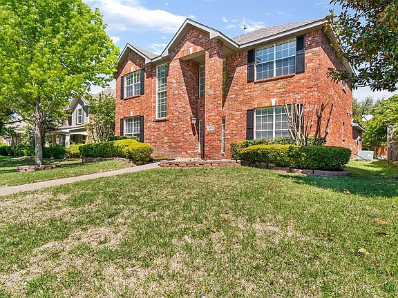 3rd image of 2433 Deer Horn Dr