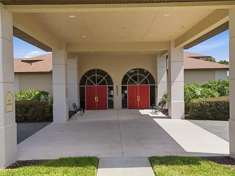 5811 Princess Caroline Pl — Photo 38
