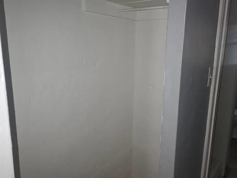 1021 SW 10th St #103 — Photo 3