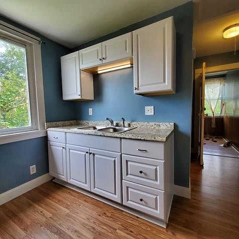 1st image of 618 Minnesota Ave Floor 2