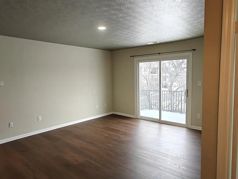 1540 Slade Ave #303 — Photo 4