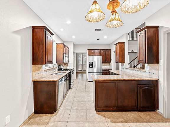 4th image of 1300 Royal Palm Ln