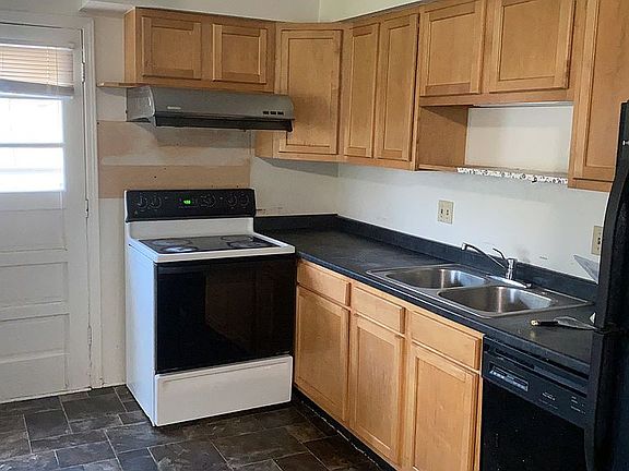 2nd image of 5147 Wardcliff Dr