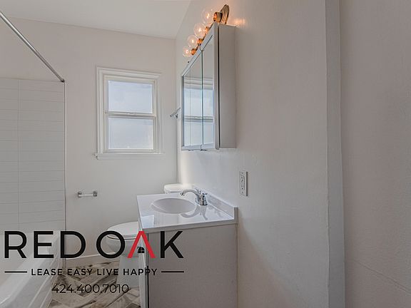 5th image of 8733.5 Belford Ave #8733.5